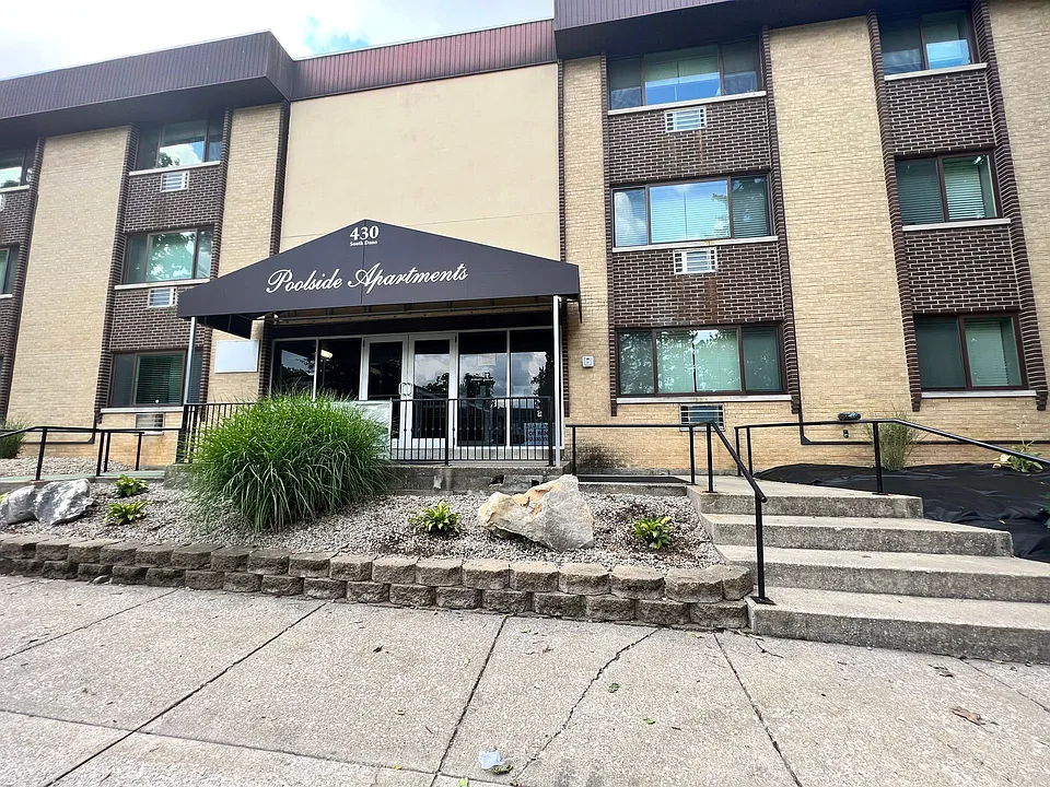 NEWLY Remodeled Apartments walking distance from IU Campus