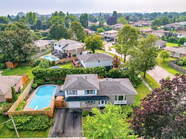 14 Gregory Rd, Ajax, ON L1S 3B4
