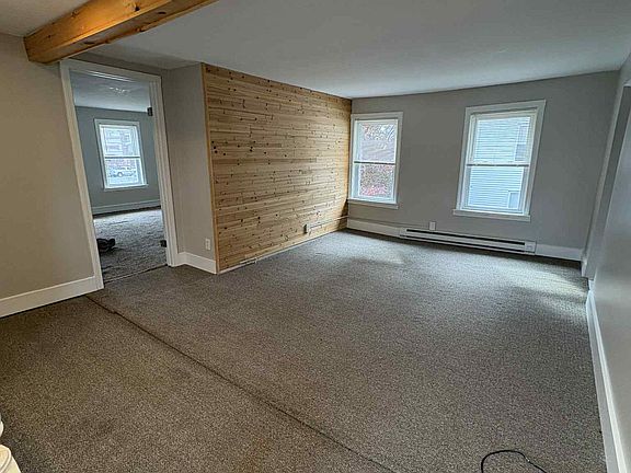 Livingroom, master bedroom on the left