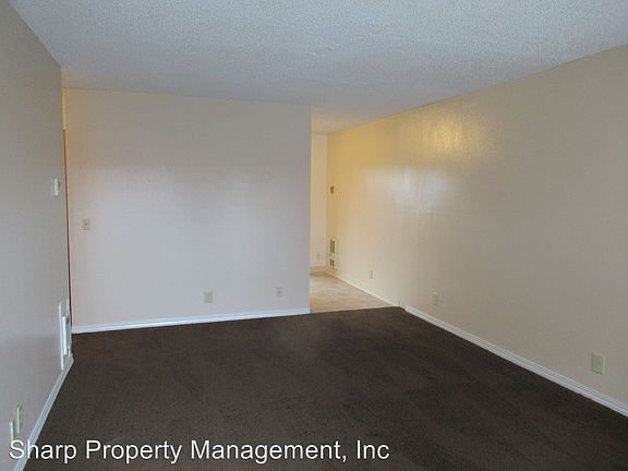 2nd image of 486 Buckeye St APT 7