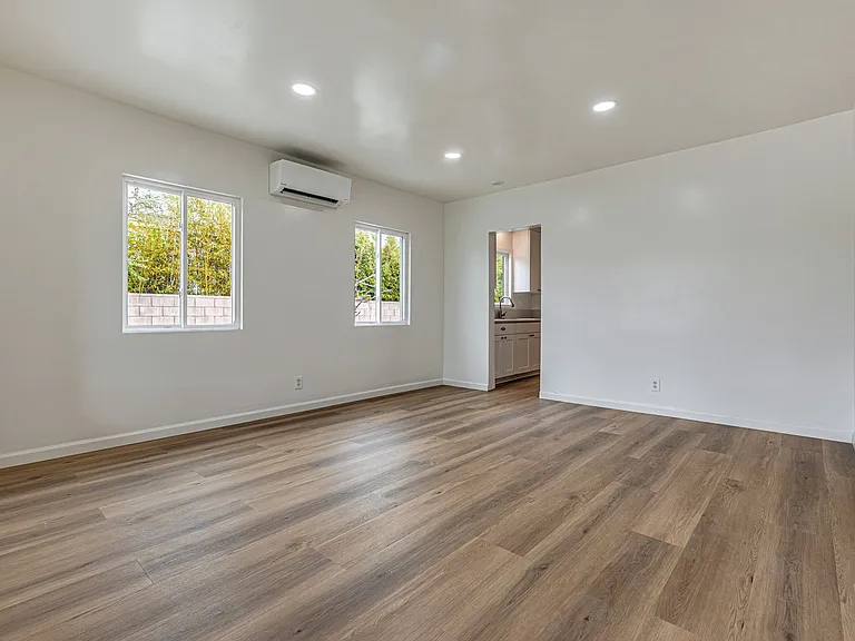 12856 Rubens Ave — Photo 20