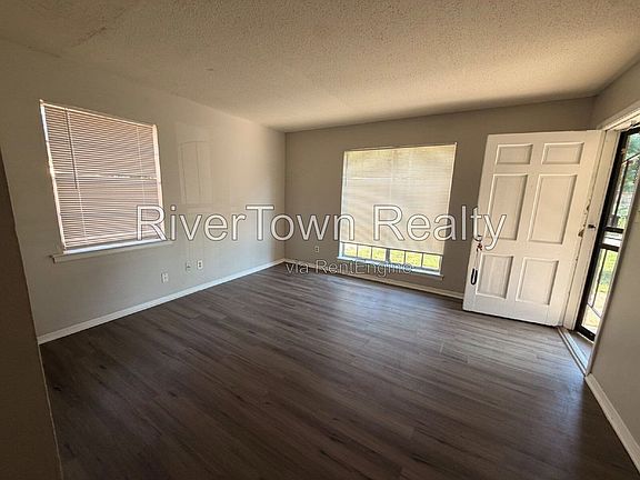 4th image of 3577 Clayphil Ave