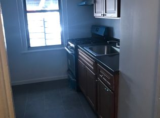 1424 Taylor Ave, Bronx, NY 10460