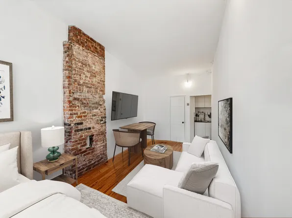 424 East 115th Street 4B image 3 of 13