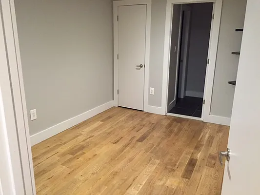 Rented by P Management | media 6