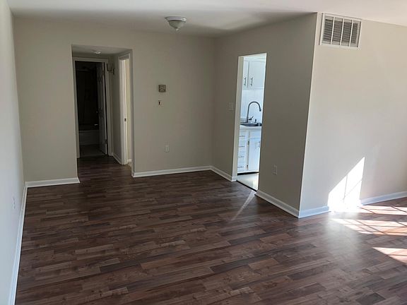 2nd image of 9491 Fairfax Blvd APT 302