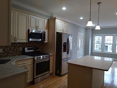 2nd image of 197 Plainfield Ave