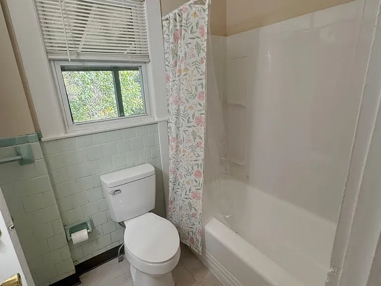 57 Fairfield Ave — Photo 8