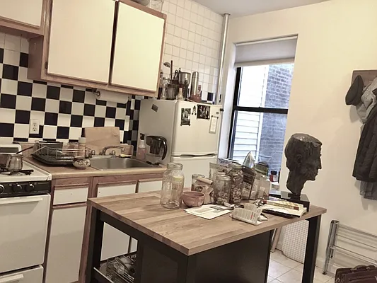 Rented by J Misrahi Realty Corp | media 14