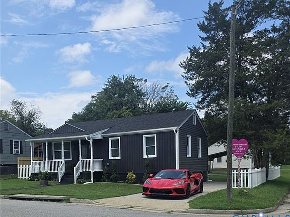 3rd image of 2401 Raleigh St