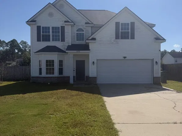 1096 Sweetbay Ct, Hinesville, GA 31313