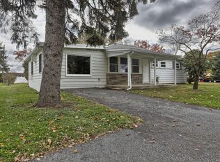 69 Pilgrim Dr, Lancaster, PA 17603