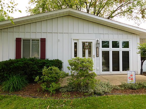 2nd image of 1428 Crestwood Dr
