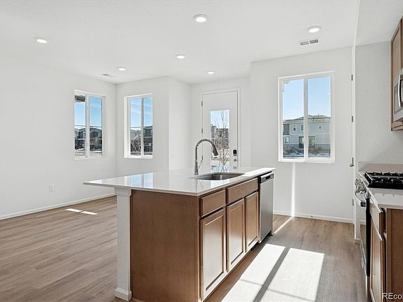 2nd image of 17125 E Alameda Parkway