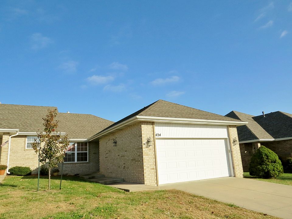 2nd image of 422-424 Brooktrail Way
