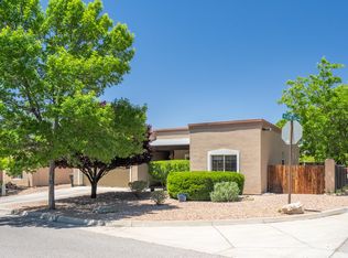 7001 Valentine Loop, Santa Fe, NM 87507