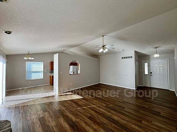 5th image of 1514 Peach Orchard Ln