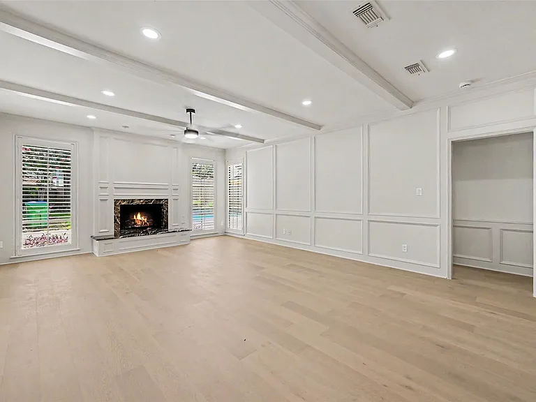 507 Commodore Way — Photo 19