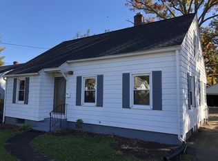 11 Sidney Pl, Springfield, MA 01109