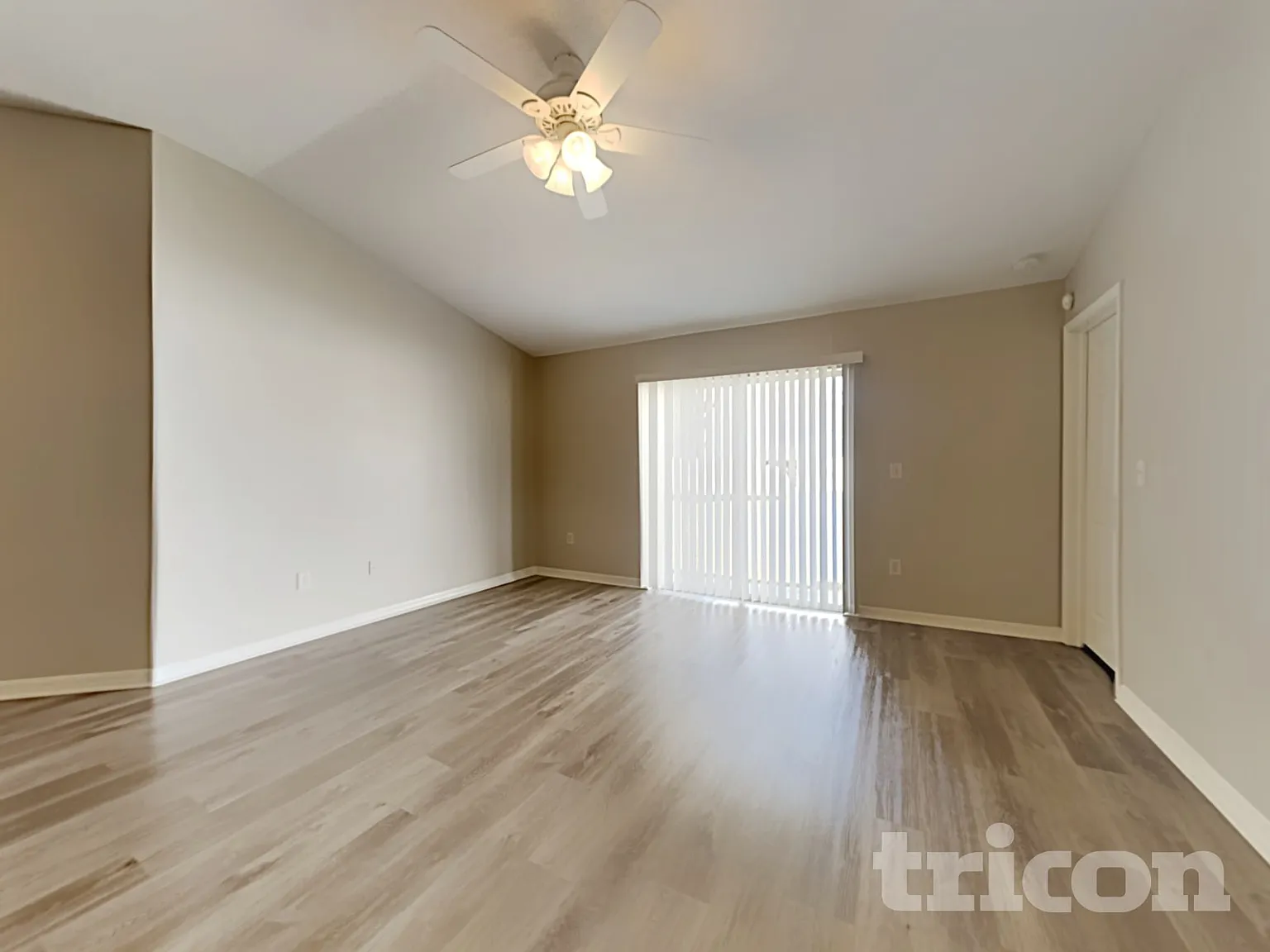 12010 Hampshire Field Court Riverview FL — Photo 3