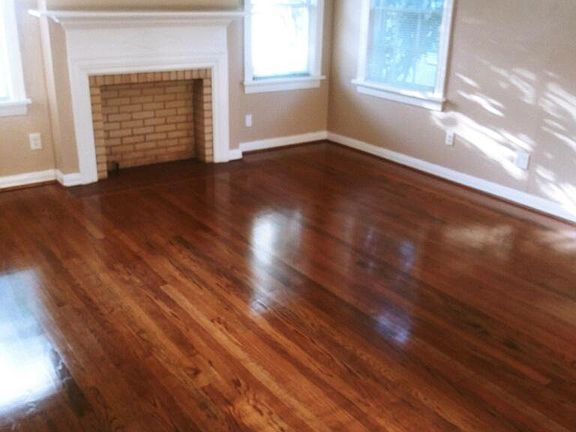 2nd image of 5914 Revere Pl