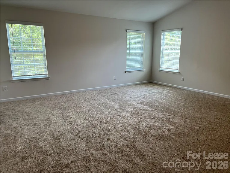 16111 Trenton Green Ln — Photo 15