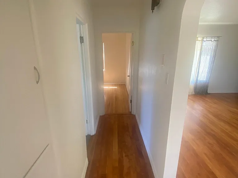 334 Chula Vista Pl NE — Photo 6