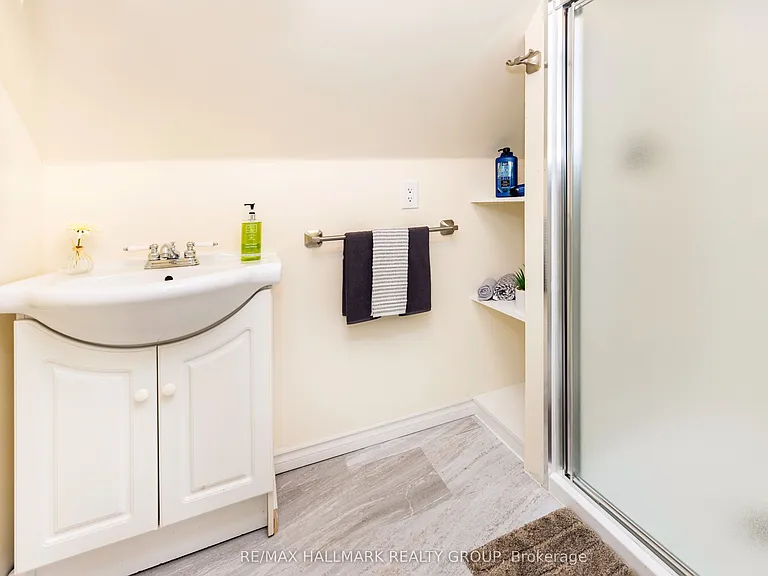 456 Bronson Ave #2 — Photo 15
