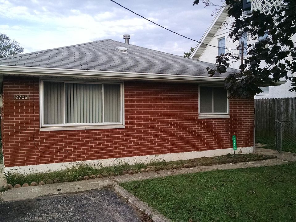 1st image of 2706 Manistee Pl