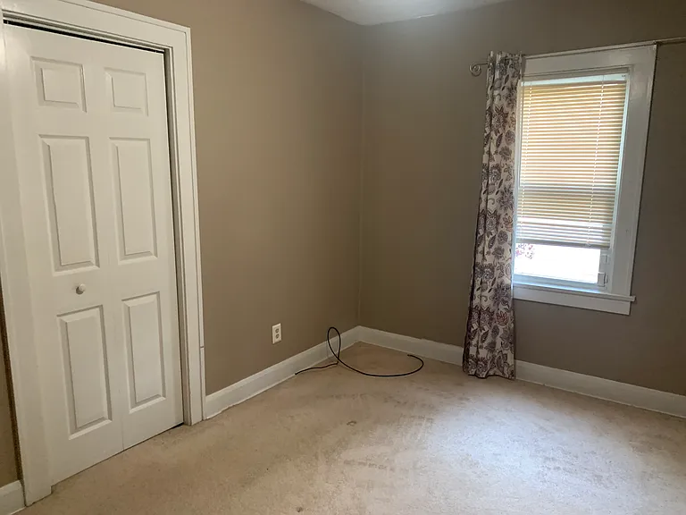 159 Erskine Ave — Photo 8