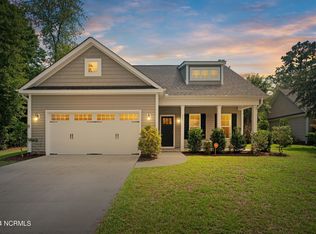 430 N Belvedere Dr, Hampstead, NC 28443