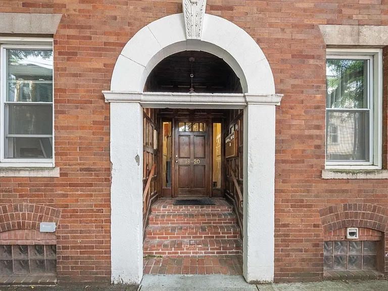 18-20 Marcella St #5 — Photo 24