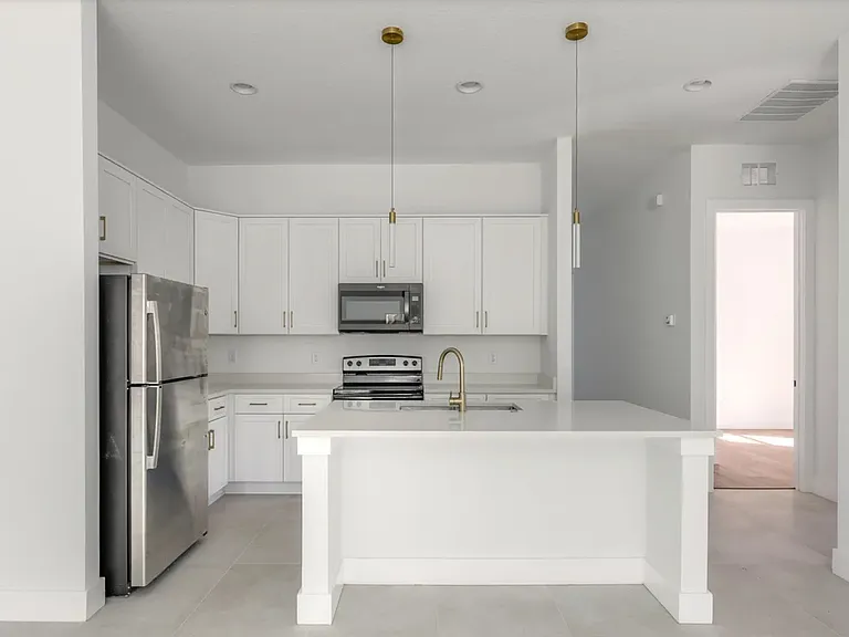 618 N Duss St #1 — Photo 13