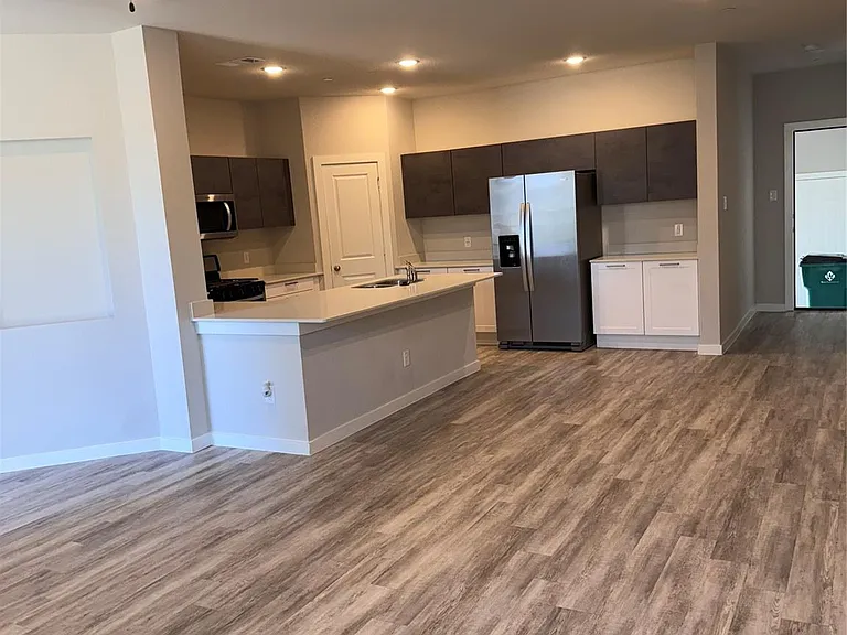 2354 Freshwater Ln — Photo 28