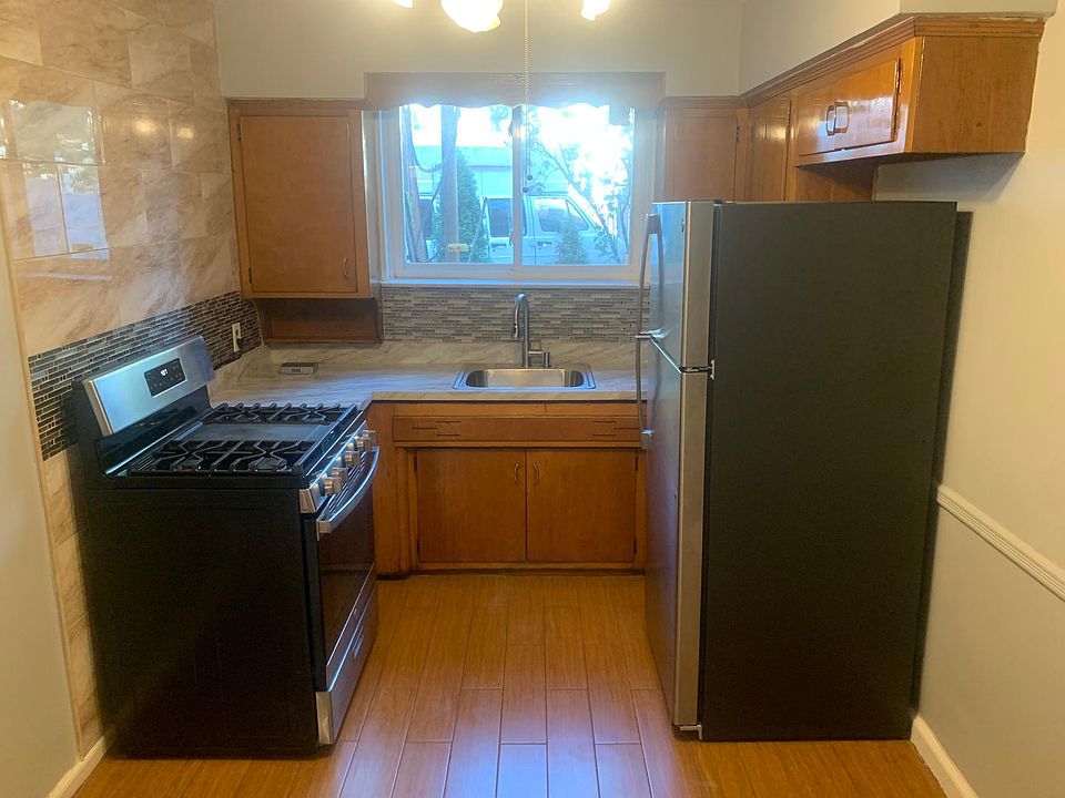 1st image of 1273 E 87th St Floor 1