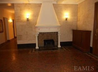 151 Centre Ave APT 5C, New Rochelle, NY 10805