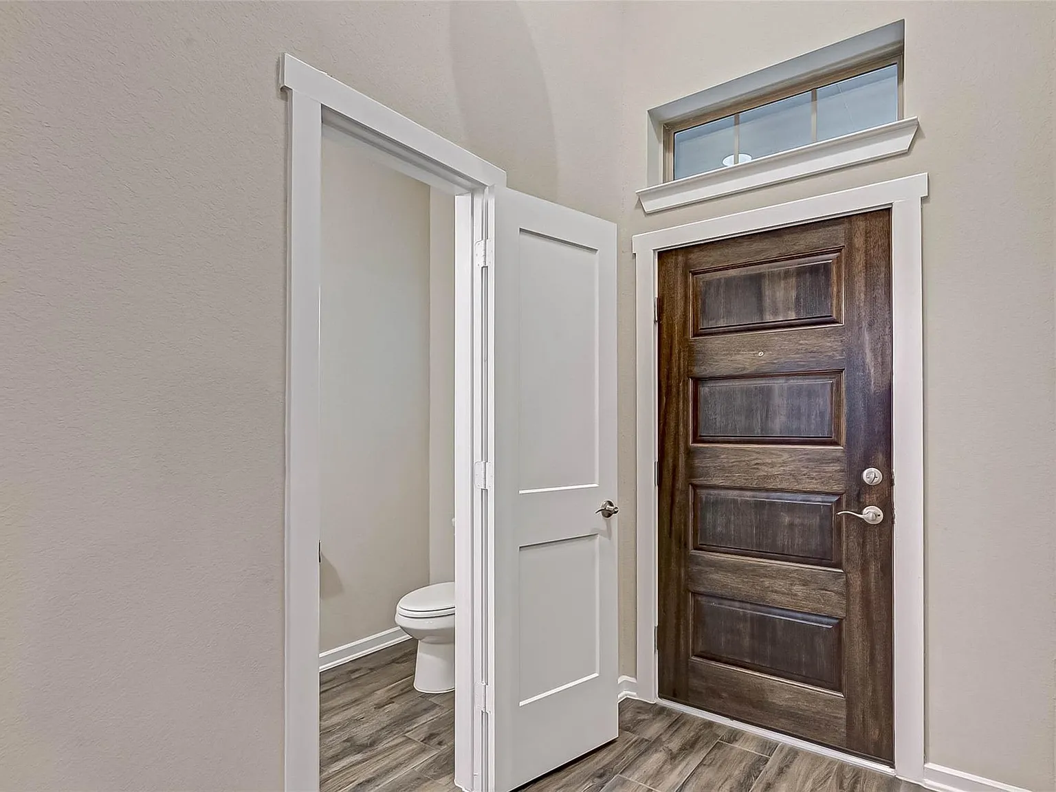 4 bed, 2.5 bath, 2247 sqft, $2,650 — Photo 4