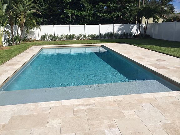 4th image of 822 N Ocean Breeze