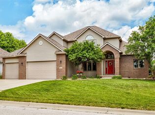 3428 Valley View Rd, Ames, IA 50014