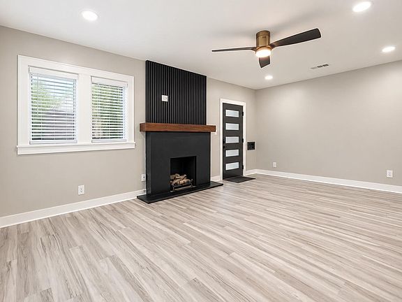 3rd image of 3020 Arbor St