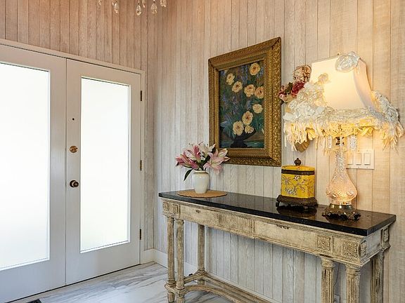 4th image of 3510 W Commodore Way