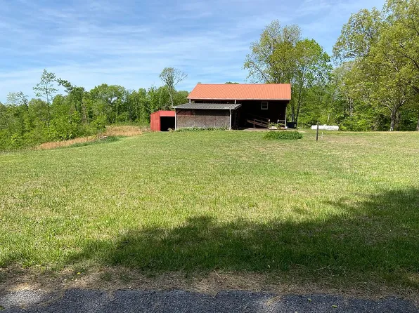 202 Watson Rd, Big Rock, TN 37023
