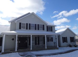 1256 Bluejack Ln, Heath, OH 43056
