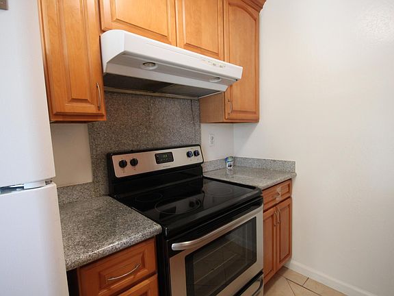 2nd image of 1749 Noranda Dr APT 4