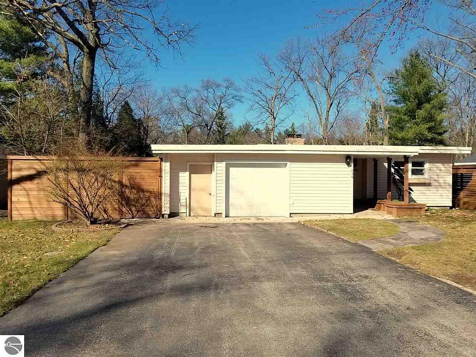 1st image of 839 Indian Trail Blvd