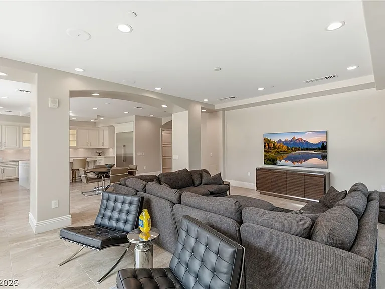 9101 Alta Dr #1 — Photo 18