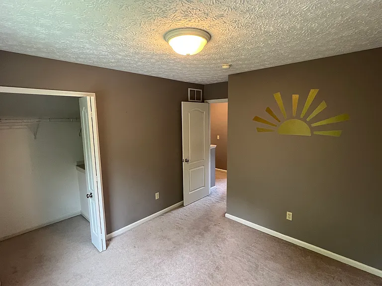 2494 Cedar Creek Ln — Photo 38