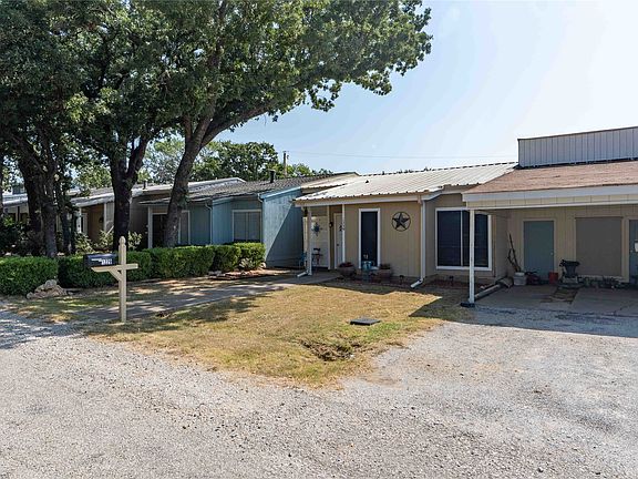 3rd image of 1229 Elm Ct