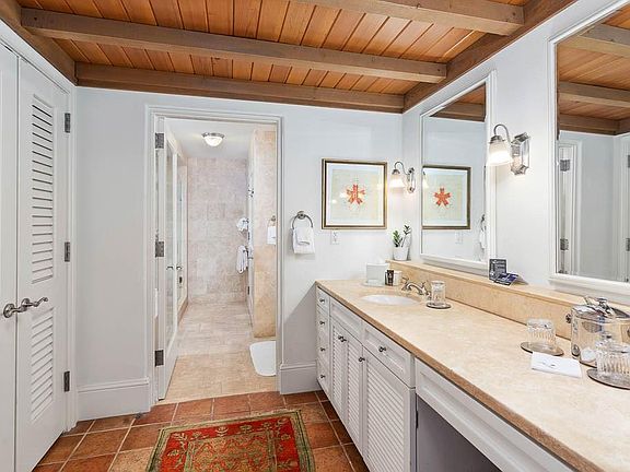 3rd image of 10 Dune Ave #10