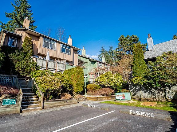 2nd image of 900 W 17th St #34